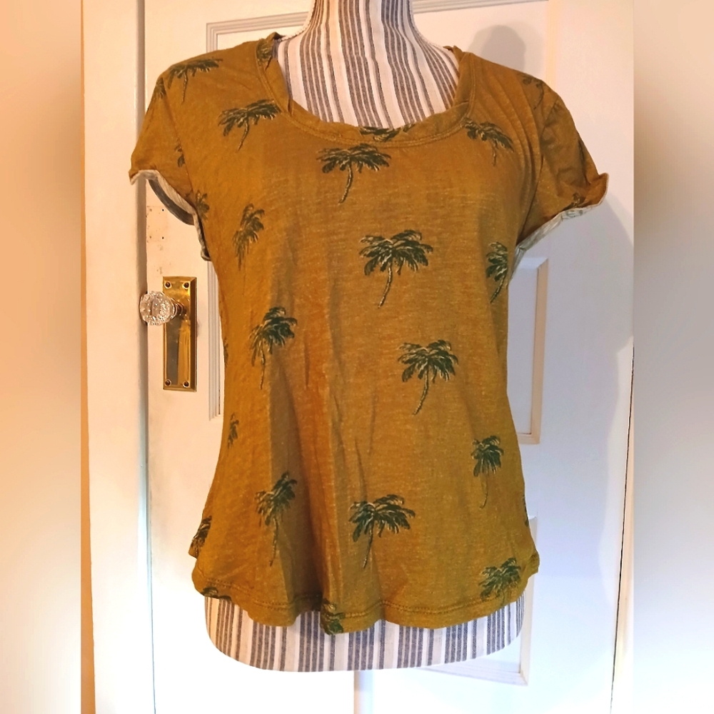Anthropologie Pilcro Yellow Brown Palm tree Relaxed Short Sleeve Tee - m